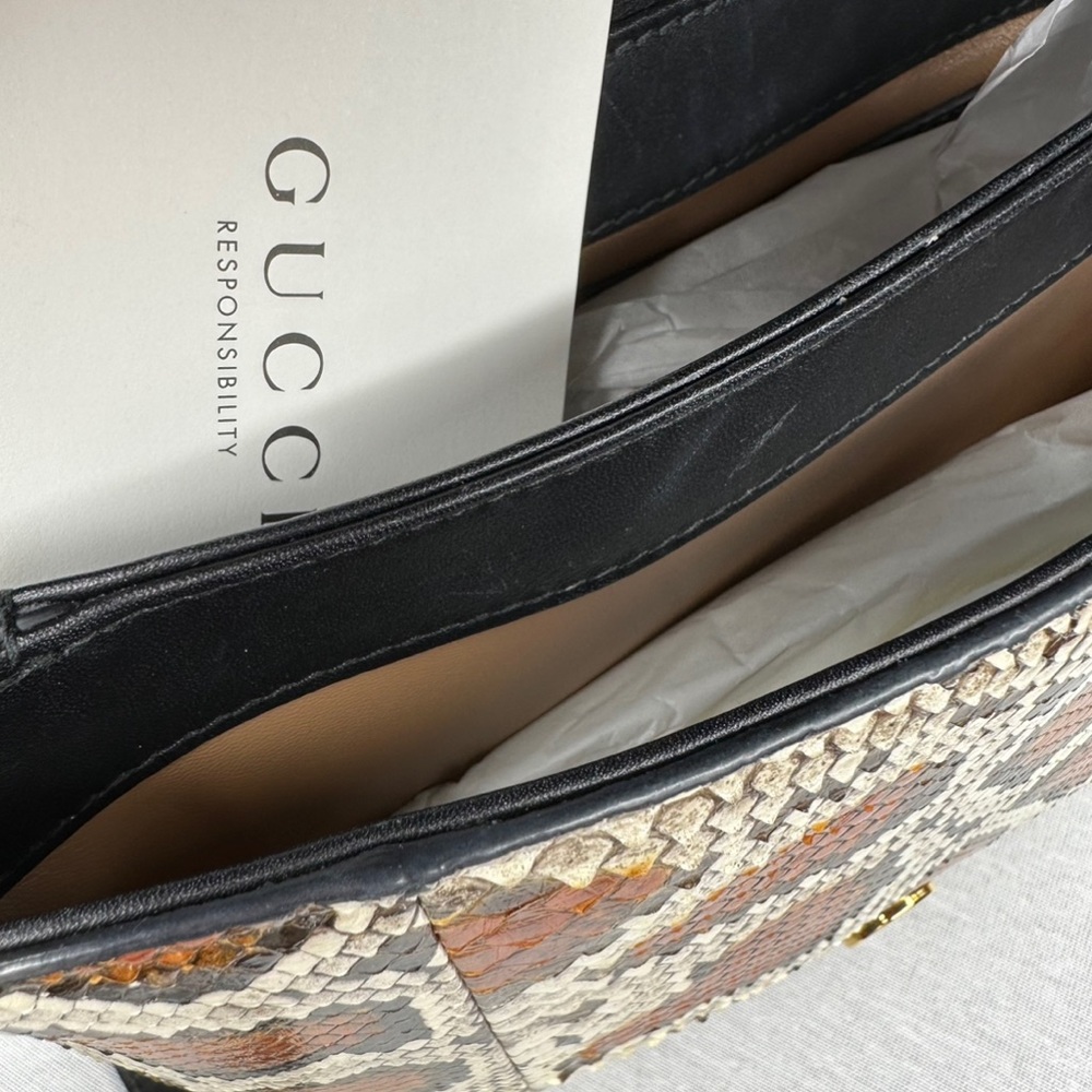 ๐๏ธ๐๏ธ GUCCI ARLI EMBELLISHED PYTHON SHOULDER BAG ๐ฅ๐ฅ RARE ๐ฅ๐ฅ - Picture 11 of 16